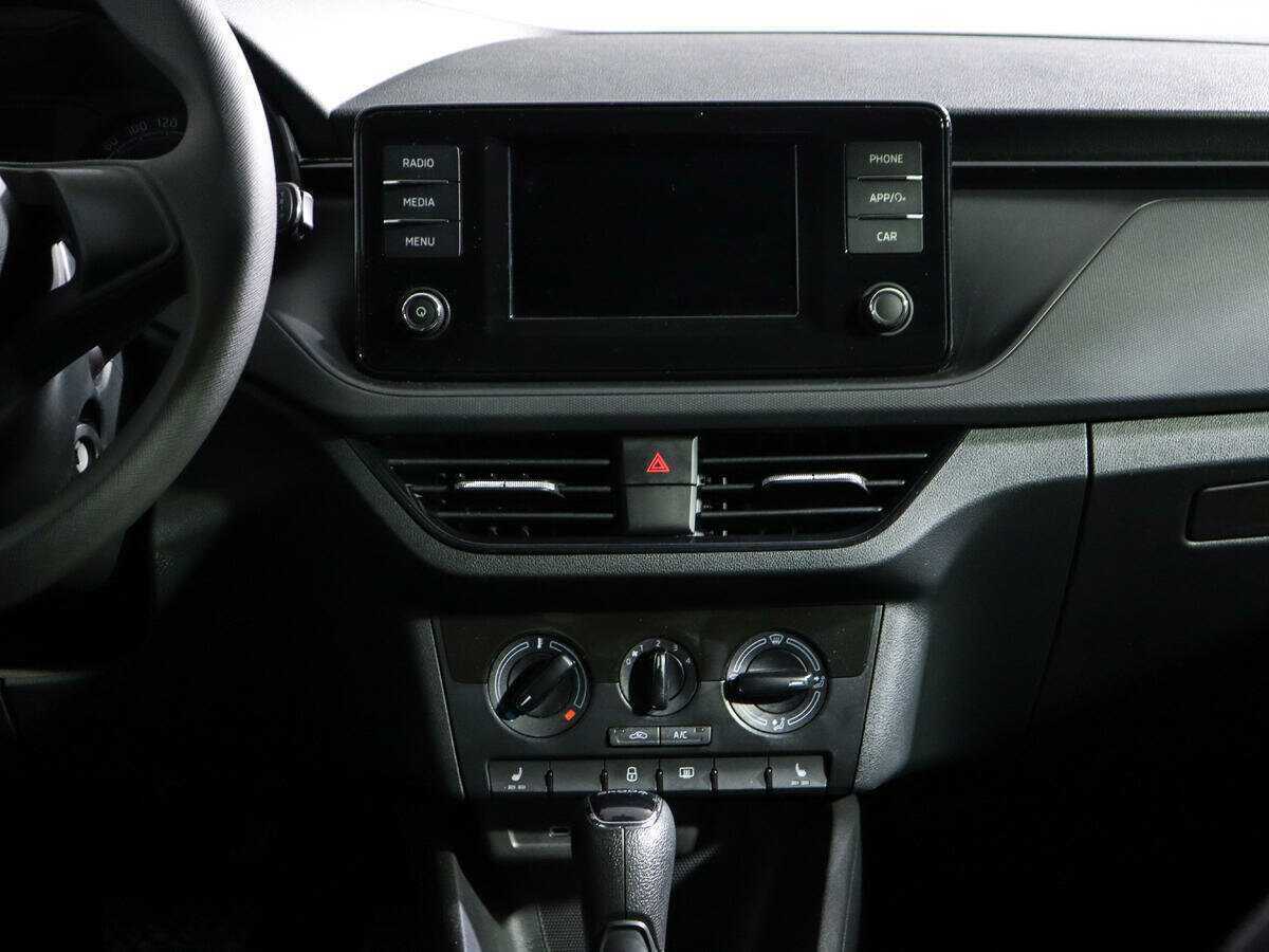Купить Skoda Rapid с пробегом. Фото: #12