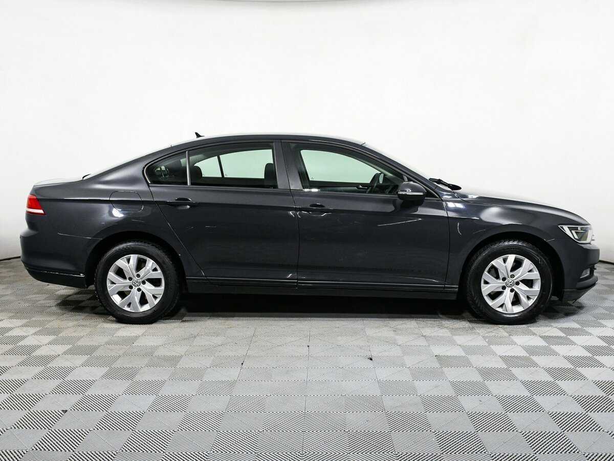 Купить Volkswagen Passat с пробегом. Фото: #3
