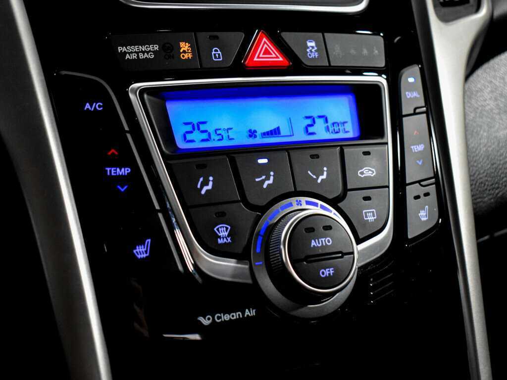 Купить Hyundai i30 с пробегом. Фото: #16
