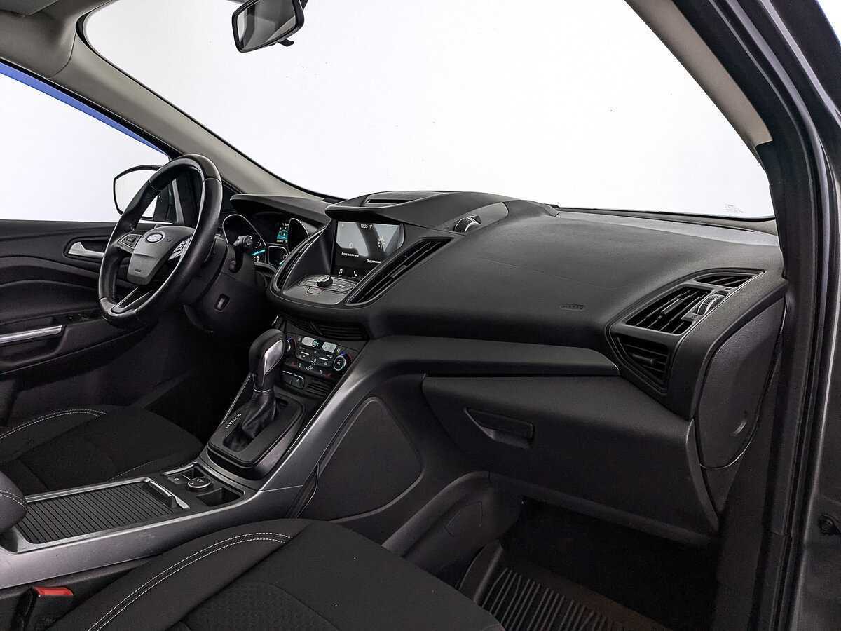 Купить Ford Kuga с пробегом. Фото: #11