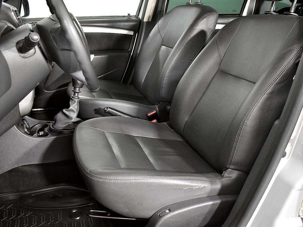 Купить Nissan Terrano с пробегом. Фото: #4