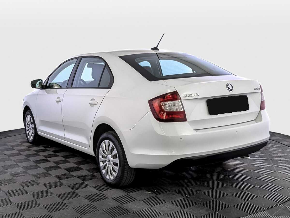 Купить Skoda Rapid с пробегом. Фото: #6