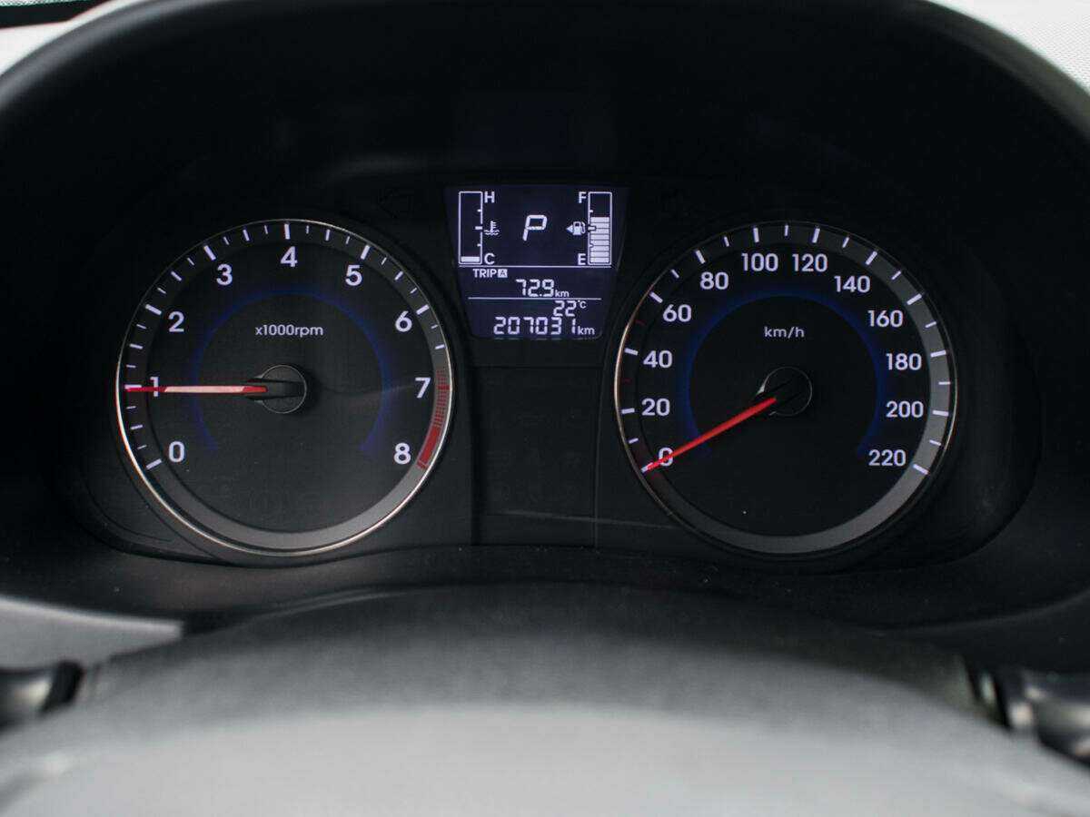 Купить Hyundai Solaris с пробегом. Фото: #10