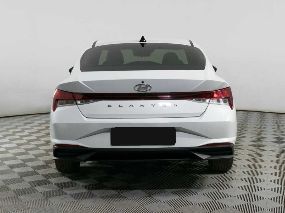 Купить Hyundai Elantra с пробегом. Фото: #5