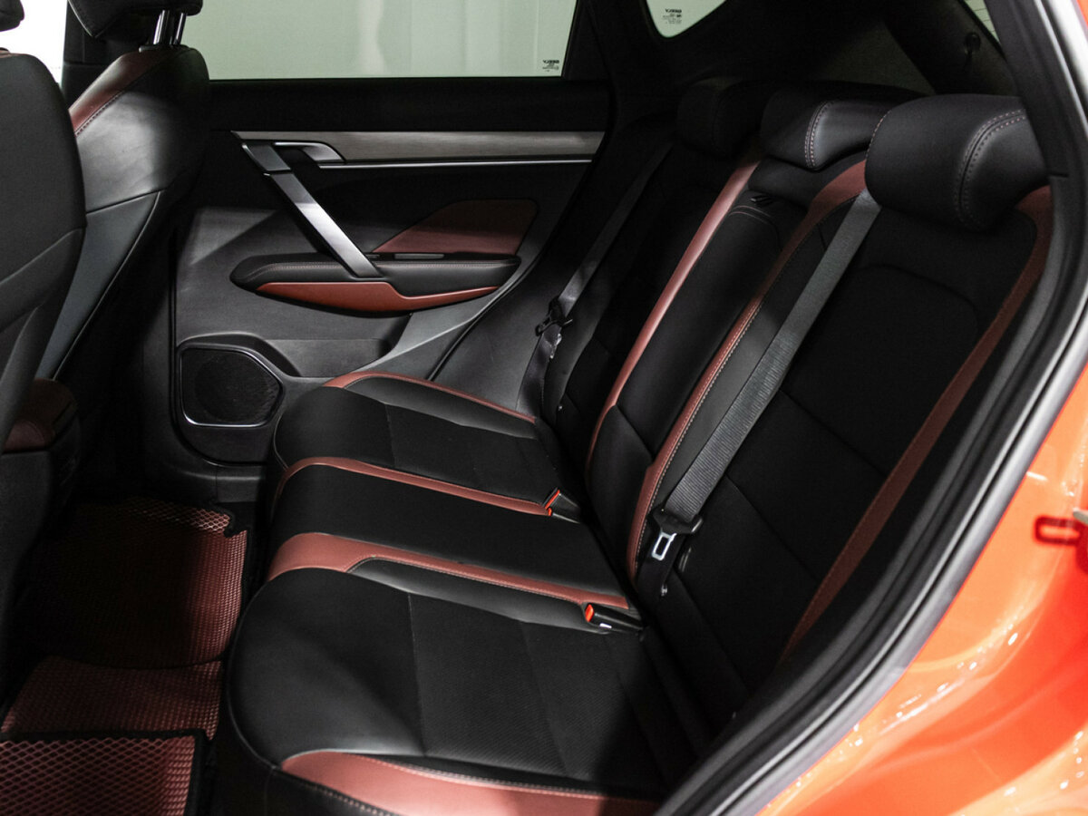 Купить Geely Coolray с пробегом. Фото: #9