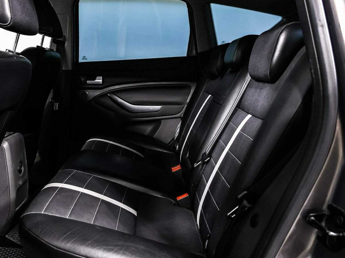 Купить Ford Kuga с пробегом. Фото: #11