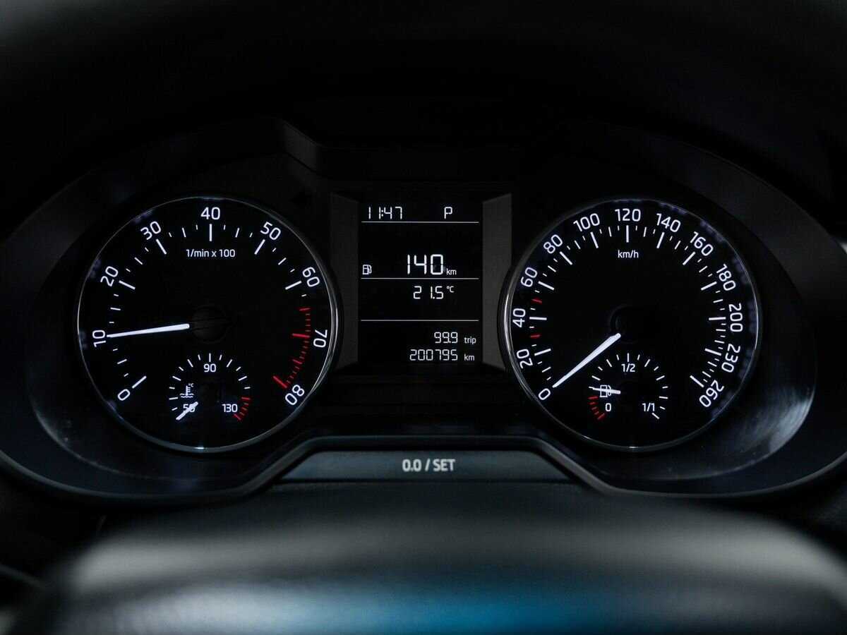 Купить Skoda Octavia с пробегом. Фото: #18