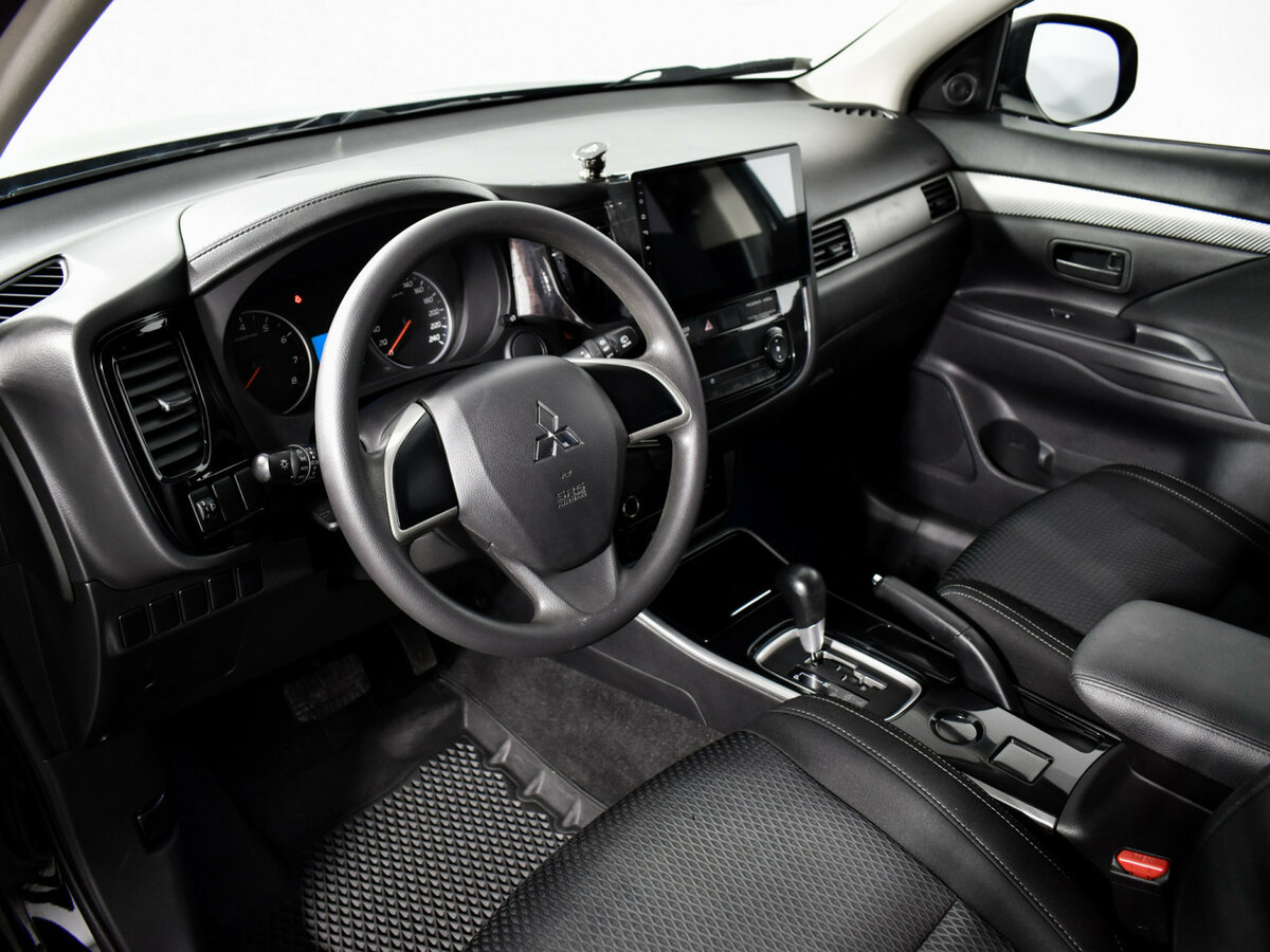 Купить Mitsubishi Outlander с пробегом. Фото: #6
