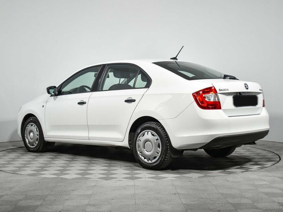 Купить Skoda Rapid с пробегом. Фото: #6