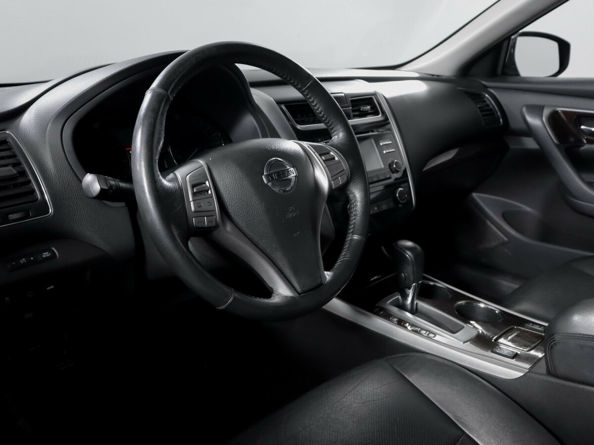 Купить Nissan Teana с пробегом. Фото: #12