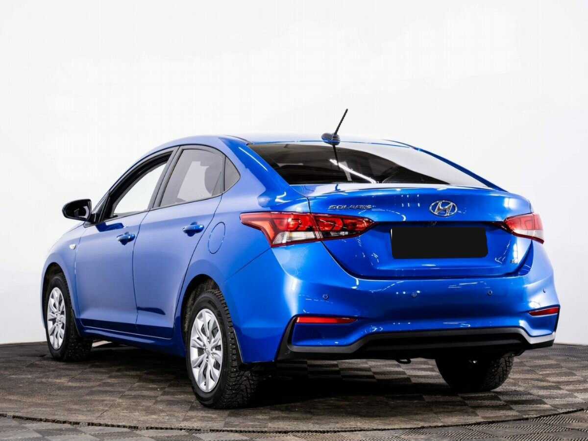 Купить Hyundai Solaris с пробегом. Фото: #3