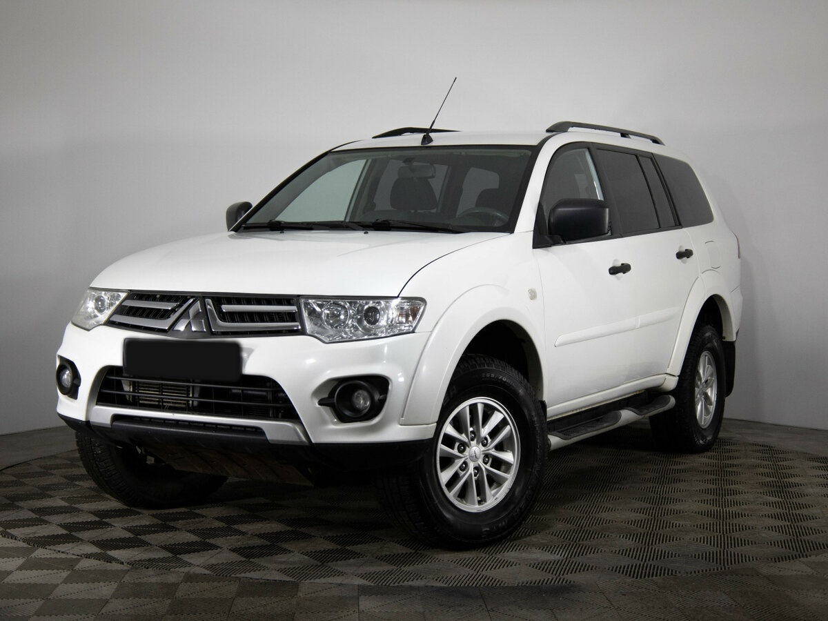 Купить Mitsubishi Pajero Sport с пробегом. Фото: #0