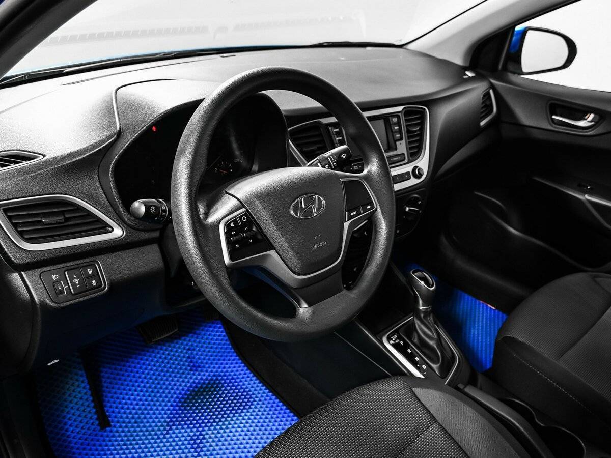 Купить Hyundai Solaris с пробегом. Фото: #12