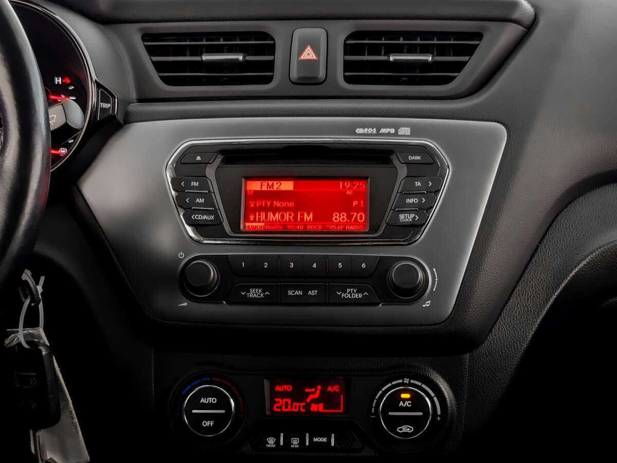 Купить Kia Rio с пробегом. Фото: #12