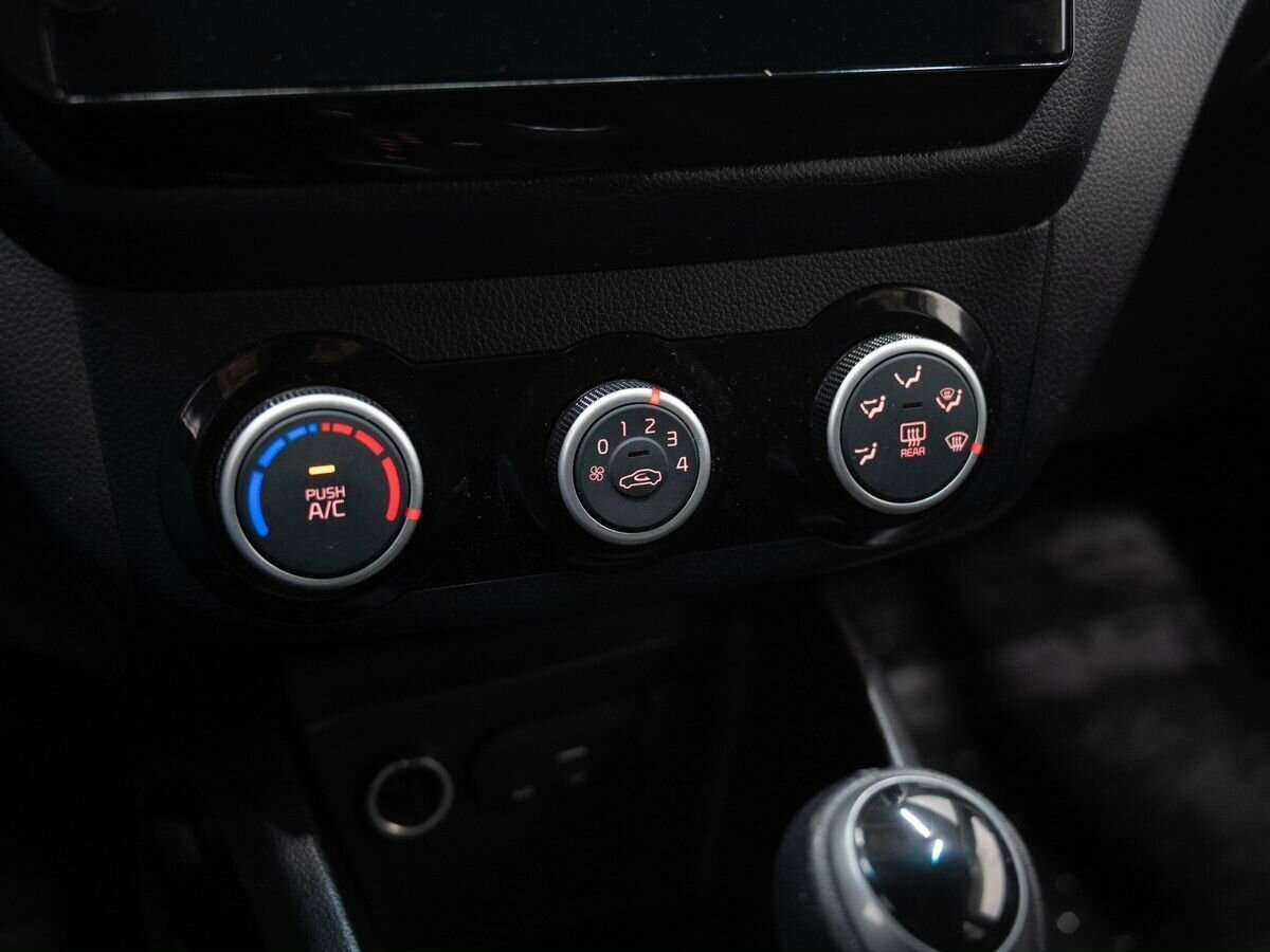 Купить Kia Rio с пробегом. Фото: #21