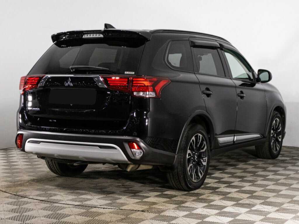 Купить Mitsubishi Outlander с пробегом. Фото: #4
