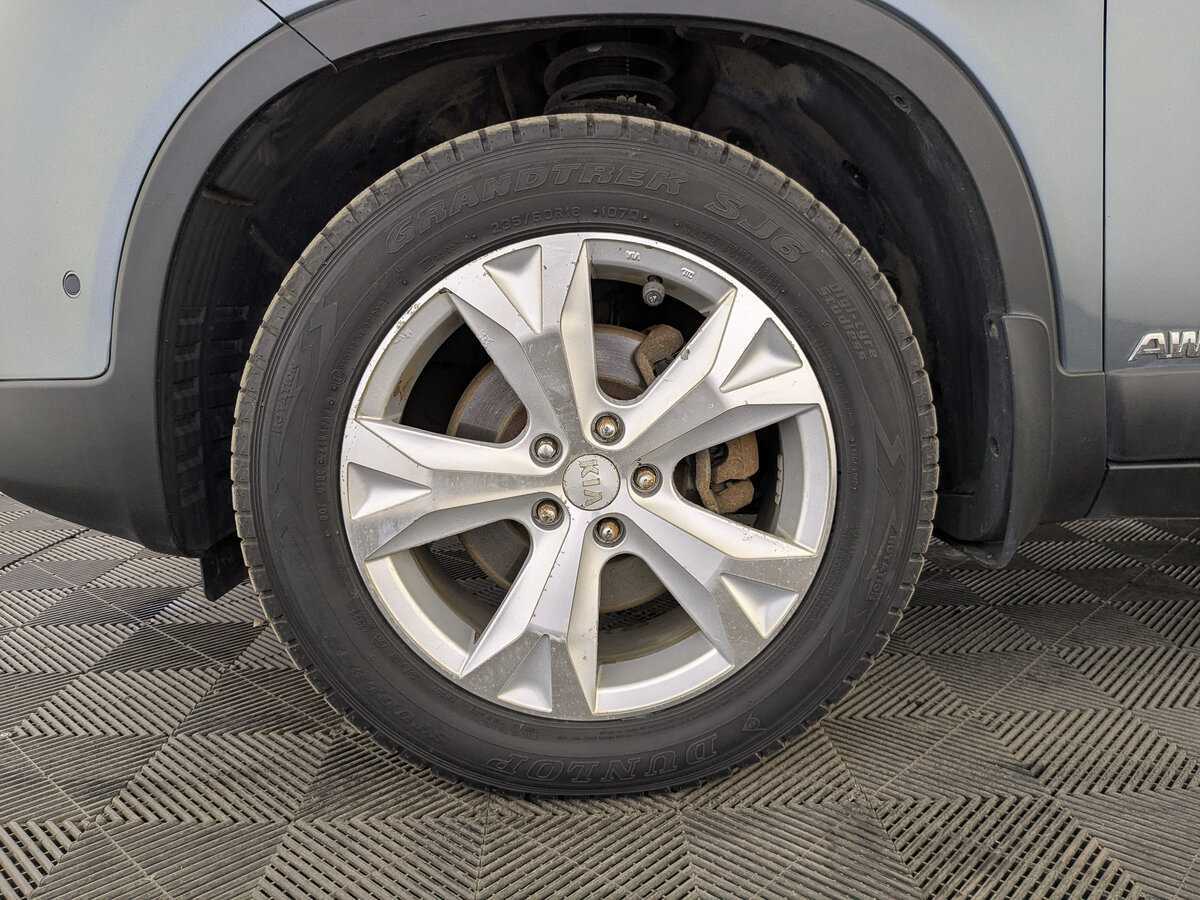 Купить Kia Sorento с пробегом. Фото: #11