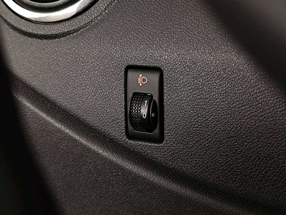 Купить Nissan Almera с пробегом. Фото: #15