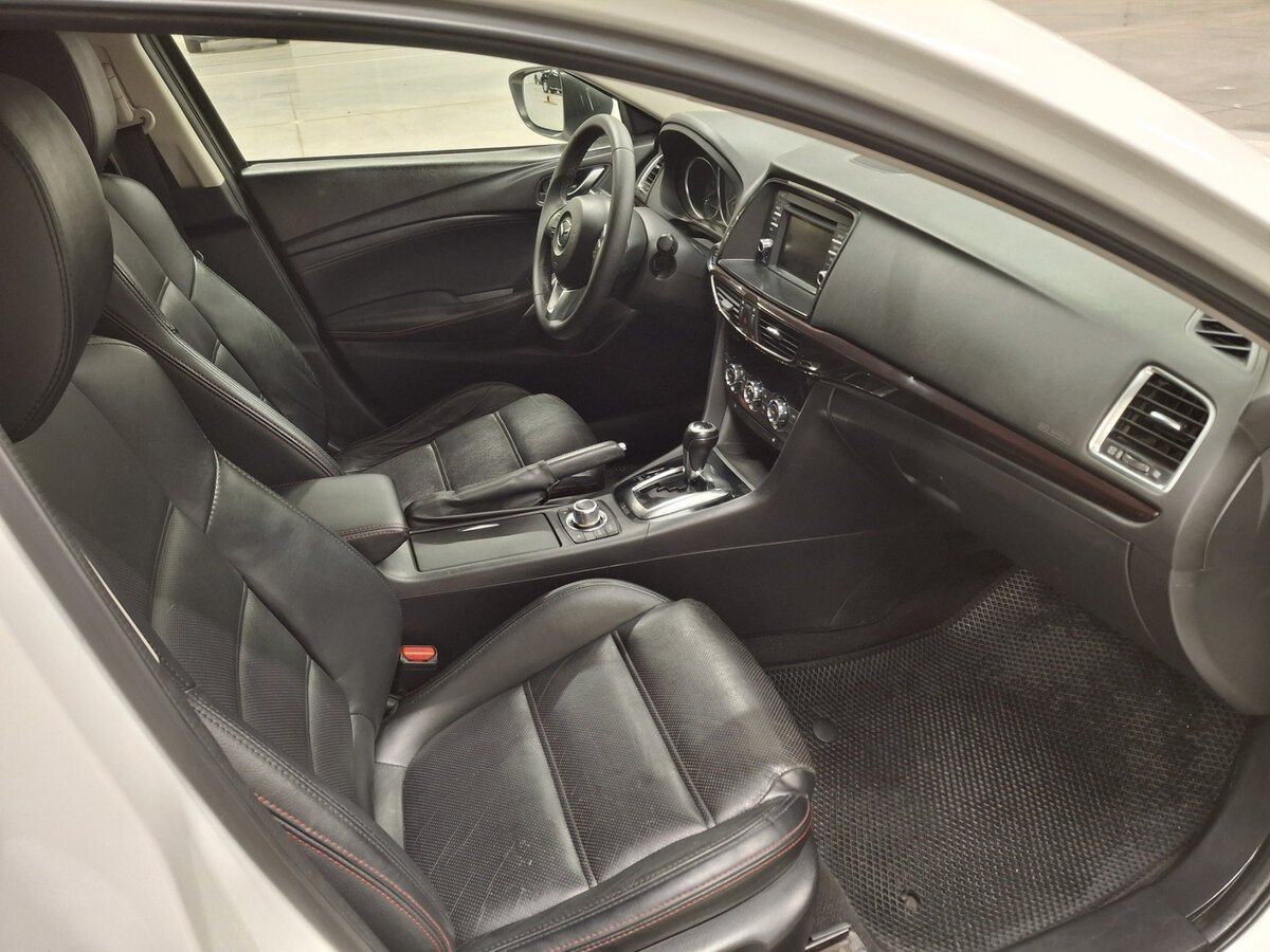Купить Mazda 6 с пробегом. Фото: #10