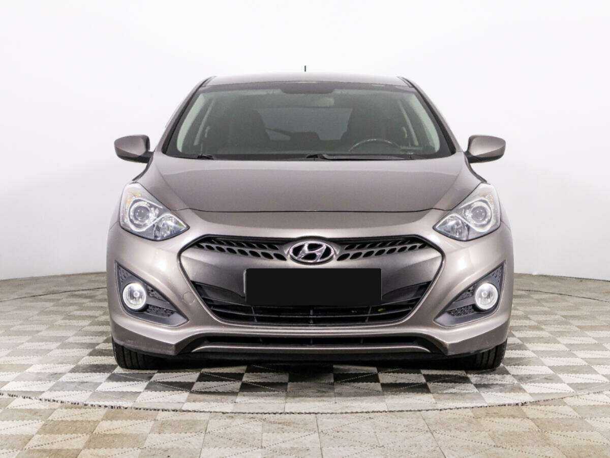 Купить Hyundai i30 с пробегом. Фото: #1