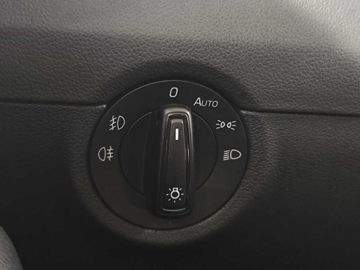 Купить Skoda Octavia с пробегом. Фото: #17