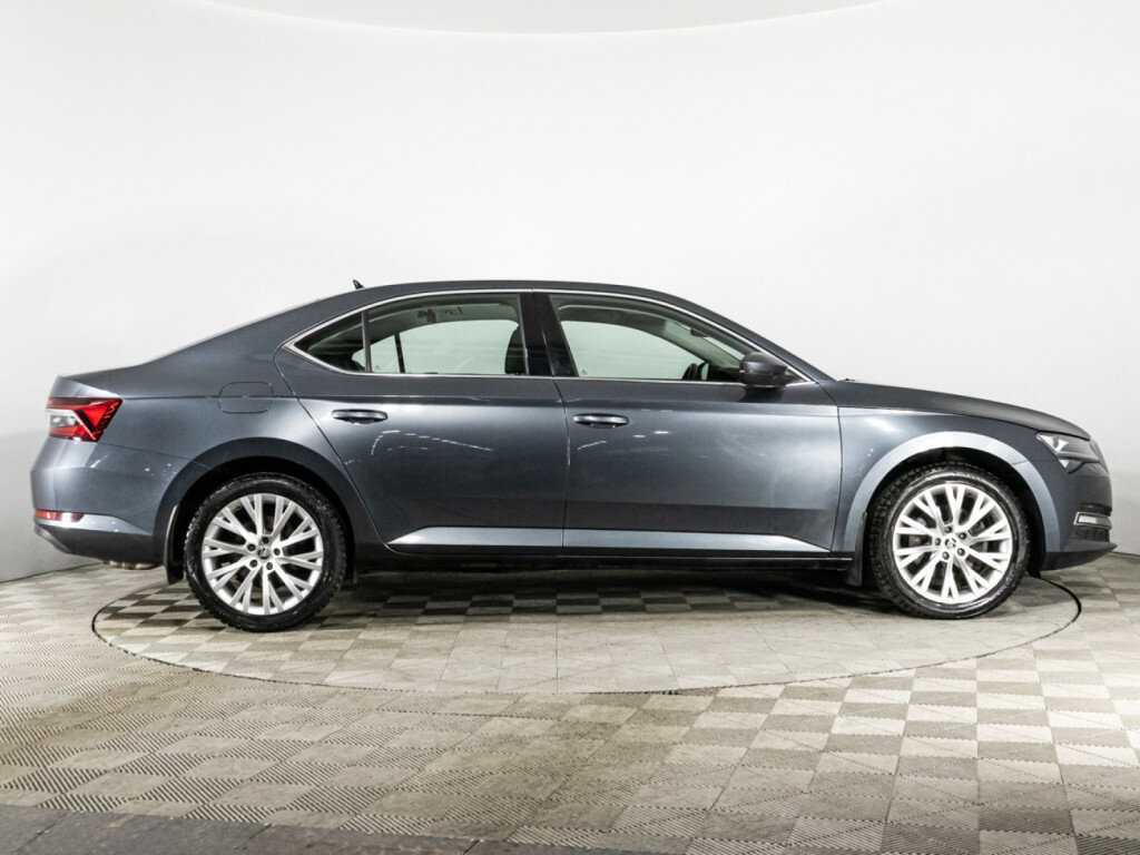Купить Skoda Superb с пробегом. Фото: #3