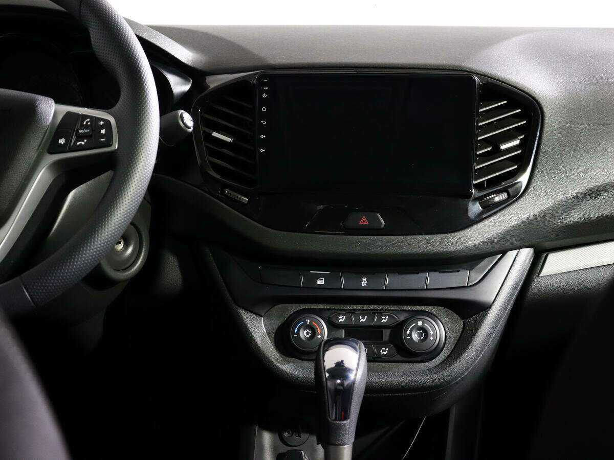 Купить Lada (ВАЗ) Vesta с пробегом. Фото: #11