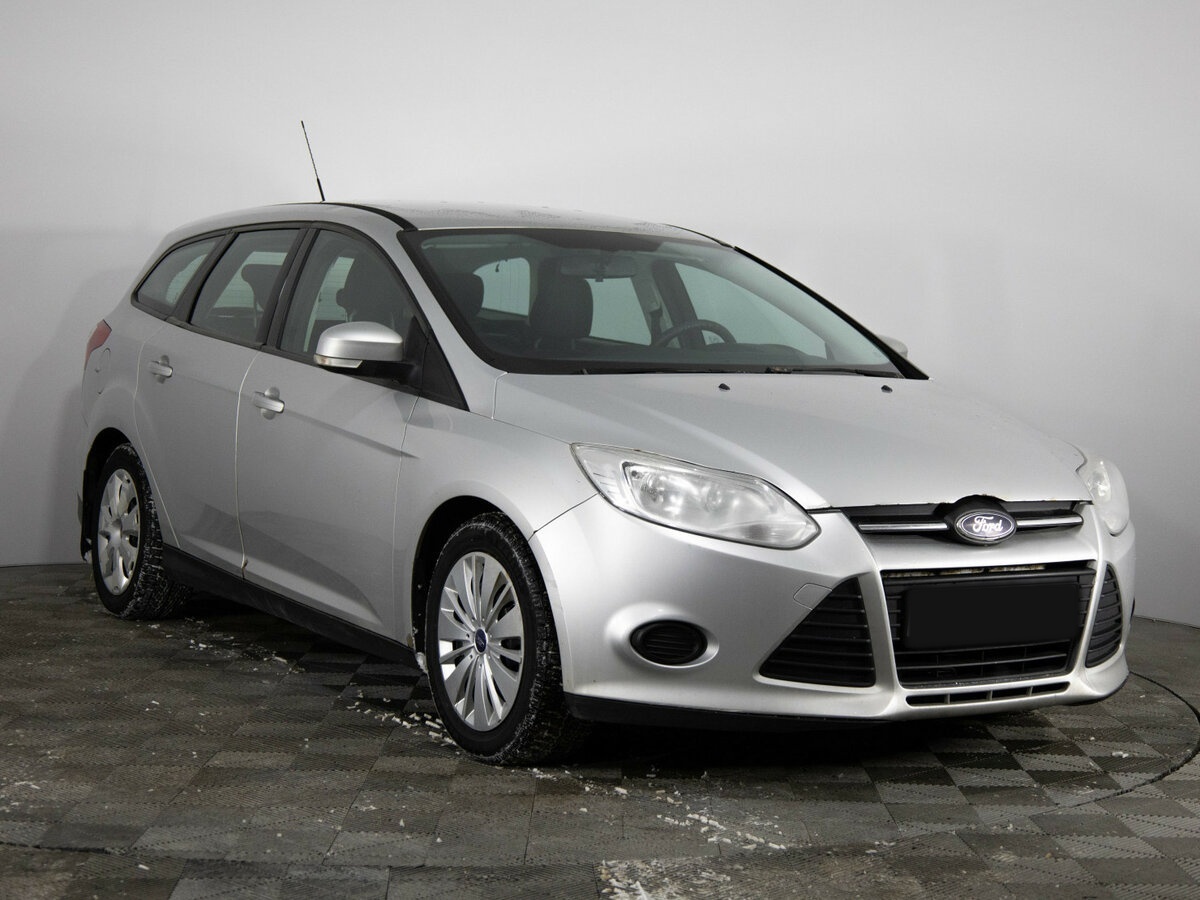 Купить Ford Focus с пробегом. Фото: #2