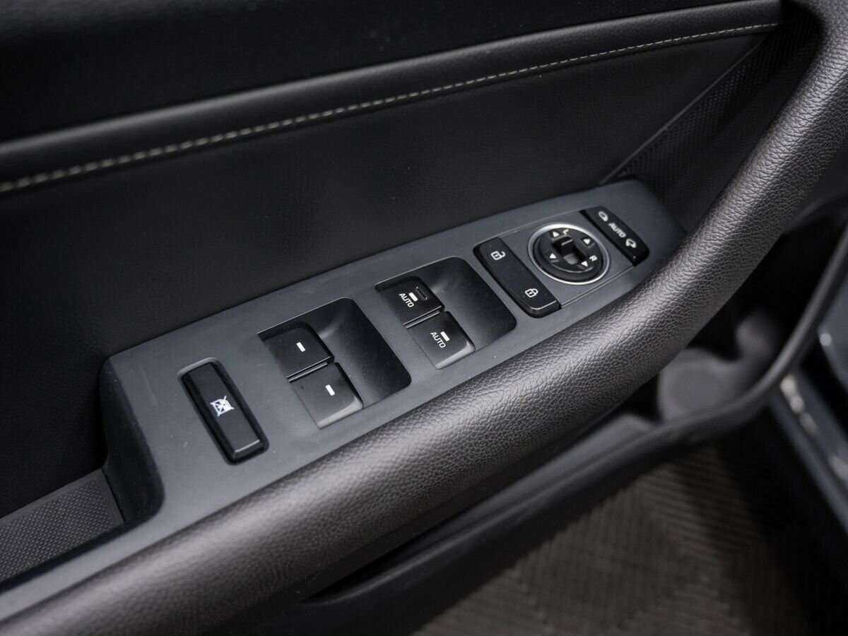 Купить Hyundai Sonata с пробегом. Фото: #15