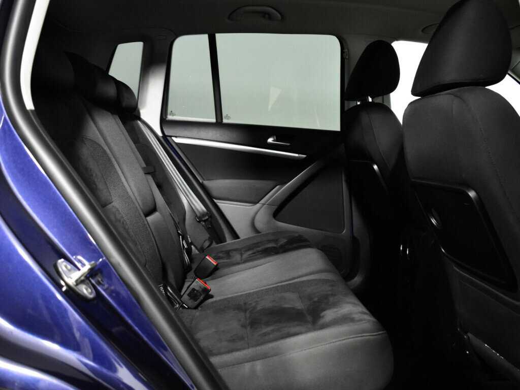 Купить Volkswagen Tiguan с пробегом. Фото: #9
