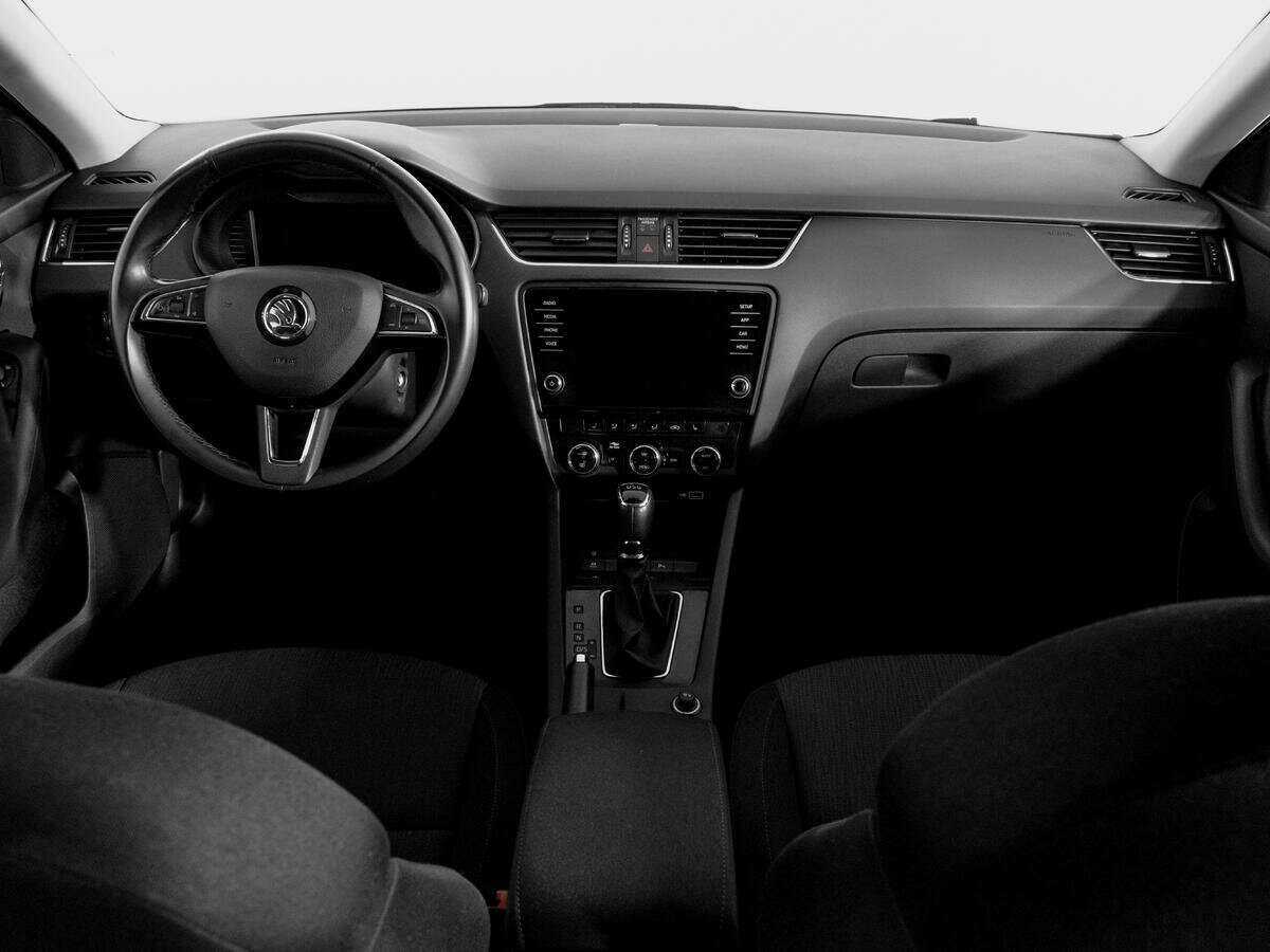 Купить Skoda Octavia с пробегом. Фото: #11