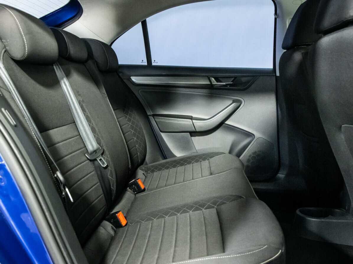 Купить Skoda Rapid с пробегом. Фото: #11