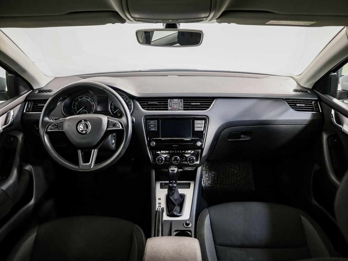 Купить Skoda Octavia с пробегом. Фото: #8