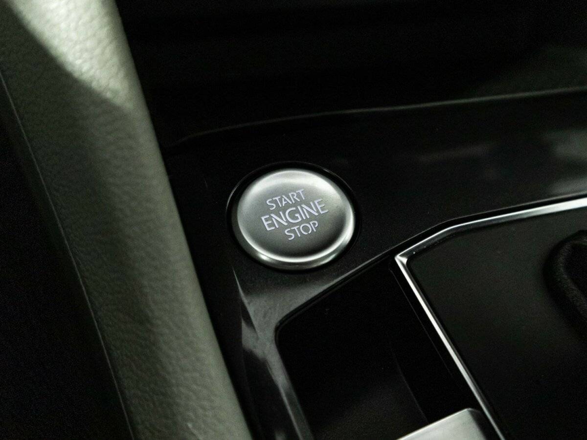 Купить Volkswagen Tiguan с пробегом. Фото: #16