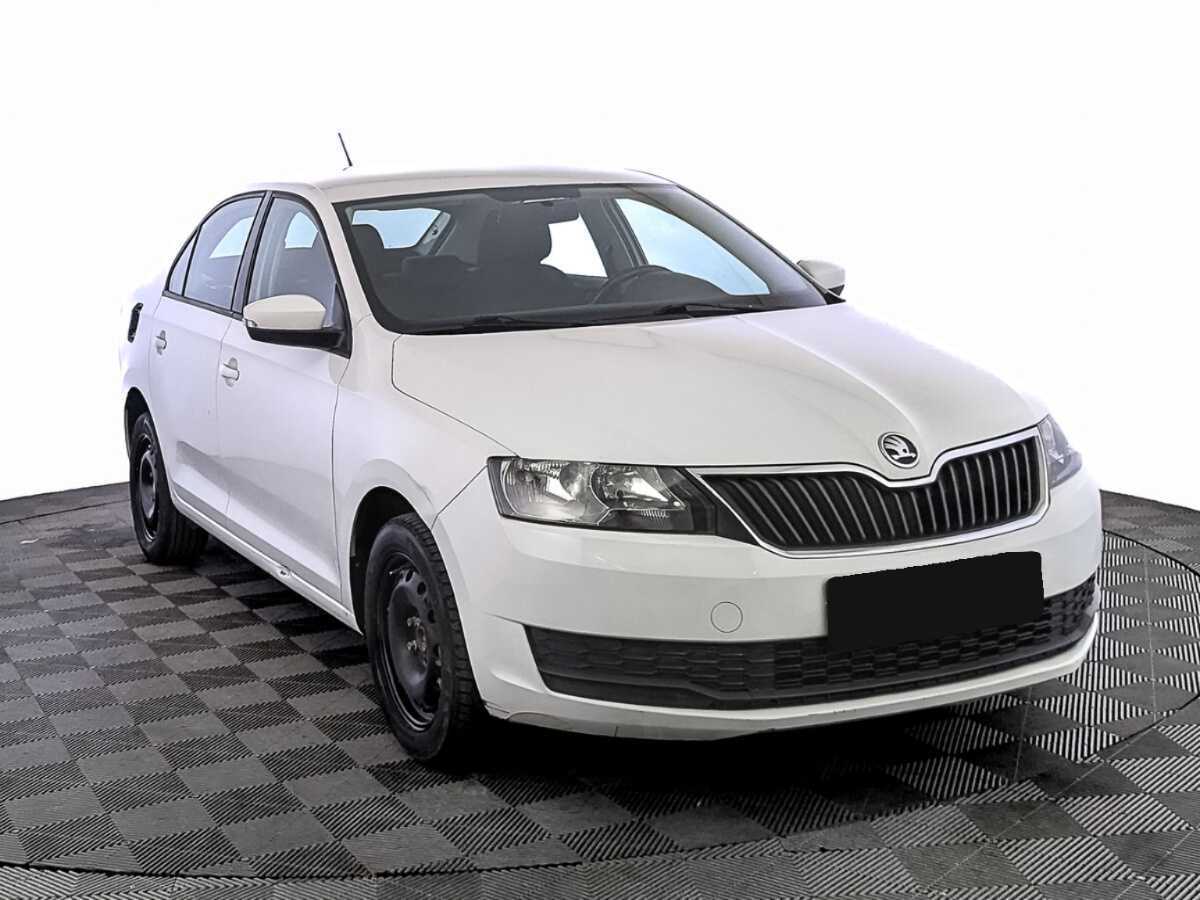 Купить Skoda Rapid с пробегом. Фото: #2