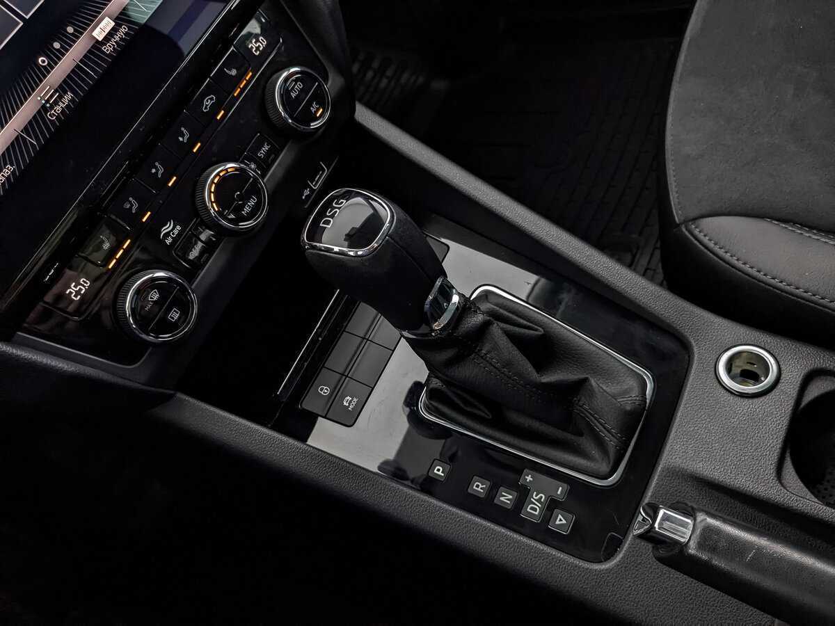 Купить Skoda Octavia с пробегом. Фото: #26