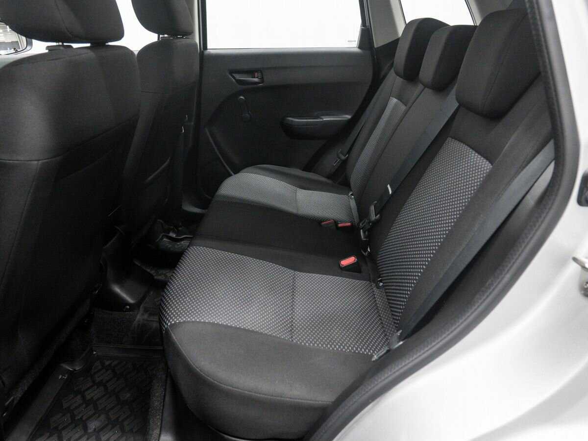 Купить Suzuki Vitara с пробегом. Фото: #11