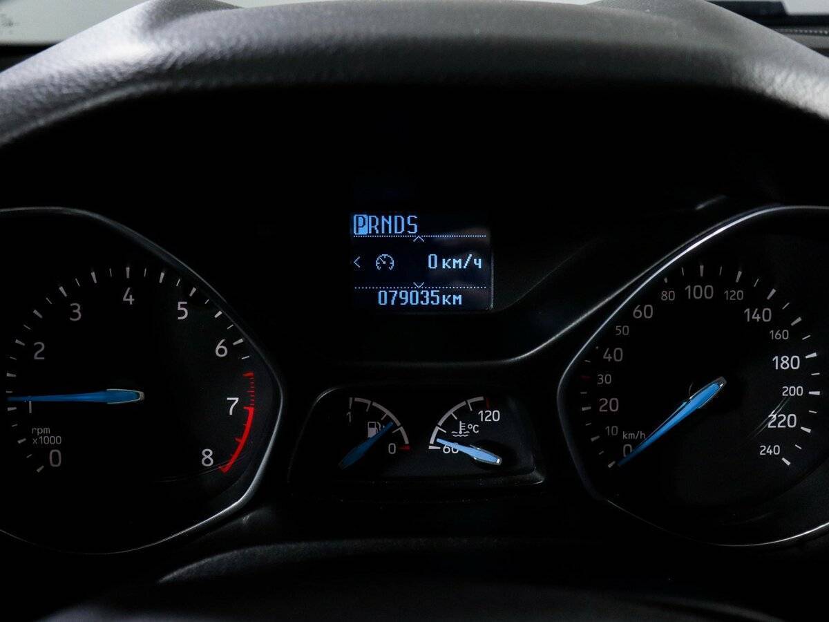 Купить Ford Focus с пробегом. Фото: #10