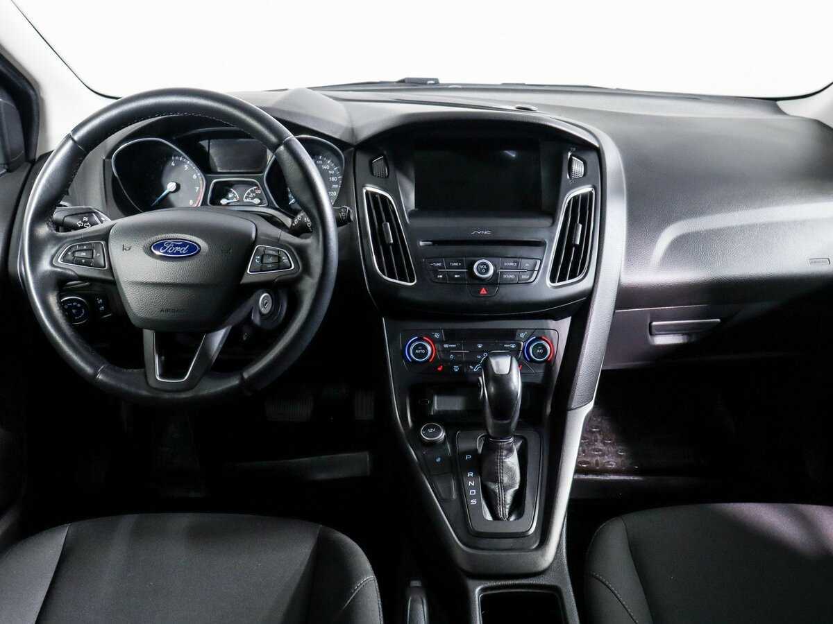 Купить Ford Focus с пробегом. Фото: #9