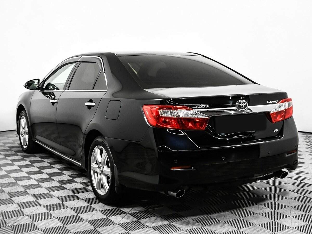 Купить Toyota Camry с пробегом. Фото: #6