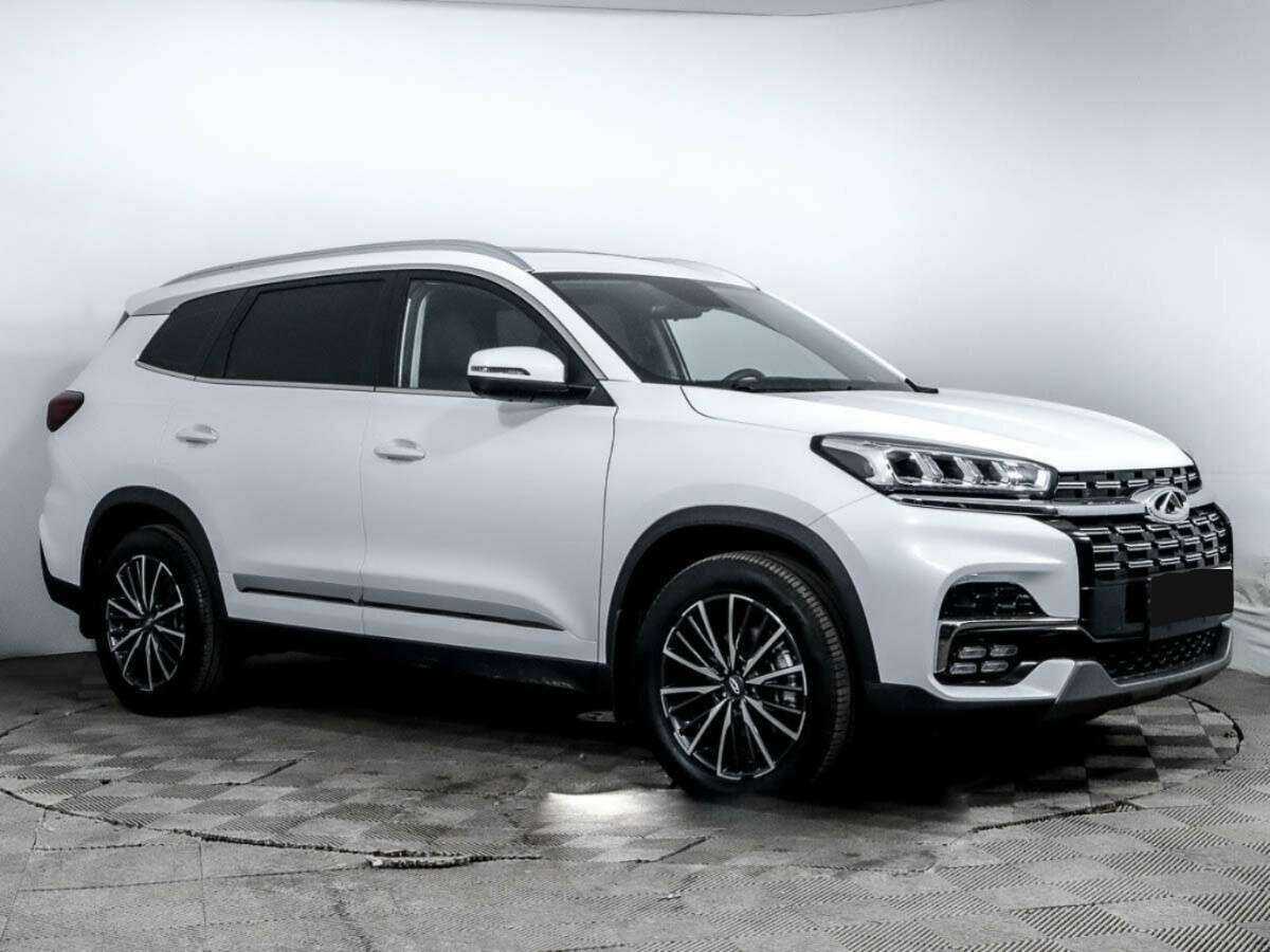Купить Chery Tiggo 8 с пробегом. Фото: #2