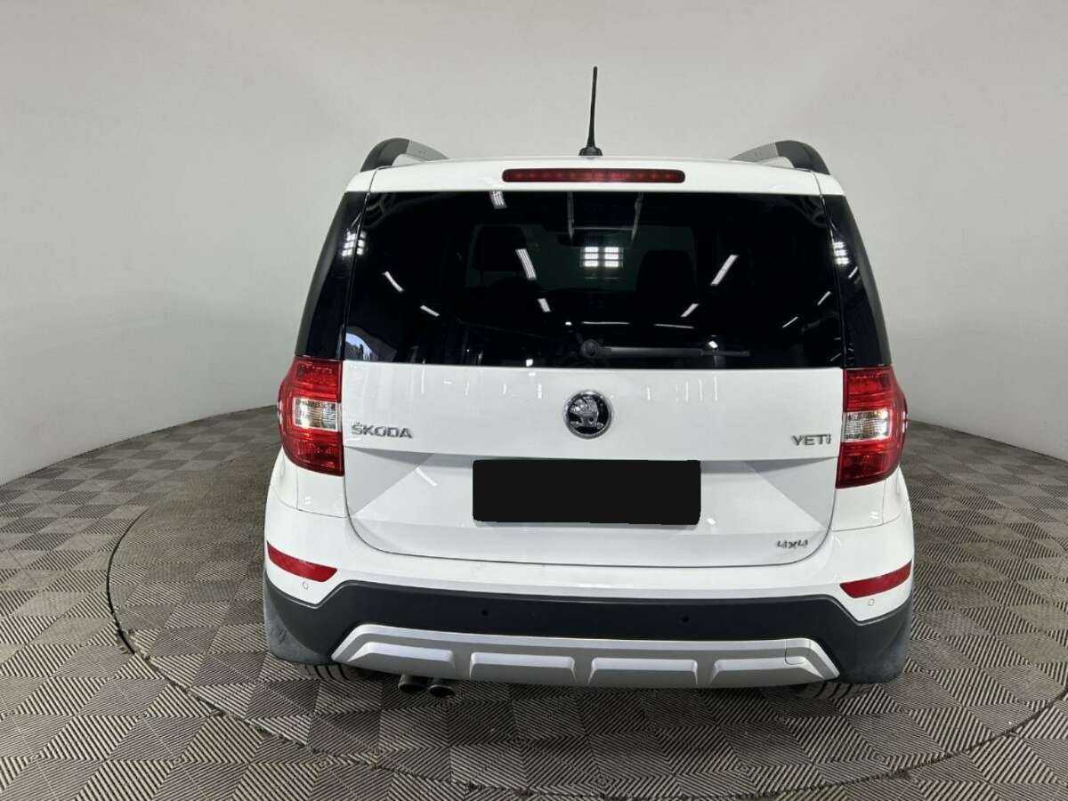 Купить Skoda Yeti с пробегом. Фото: #2