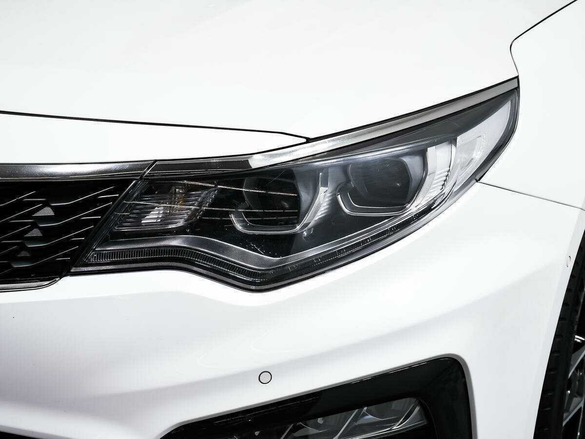 Купить Kia Optima с пробегом. Фото: #12