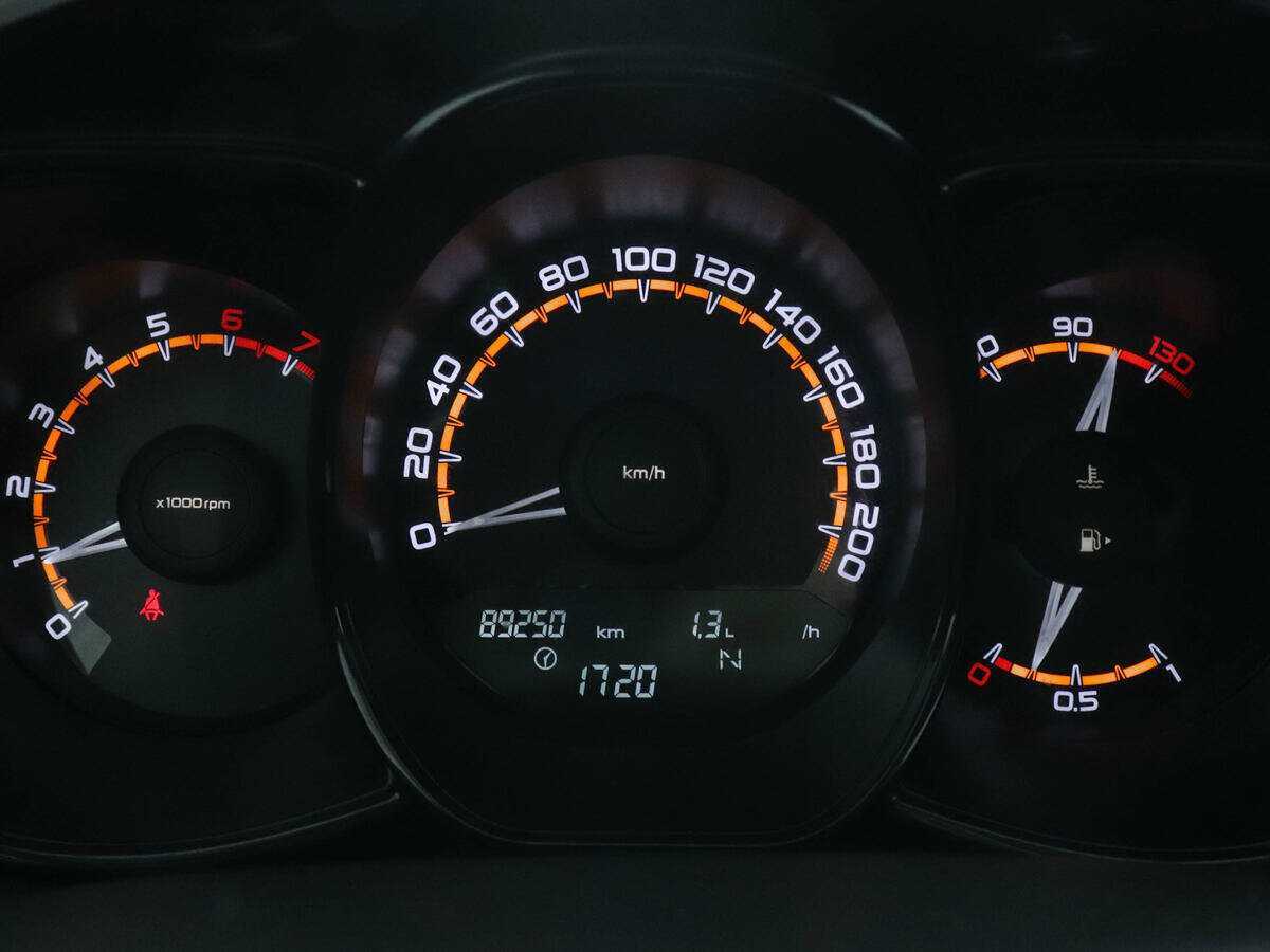 Купить Lada (ВАЗ) Vesta с пробегом. Фото: #10