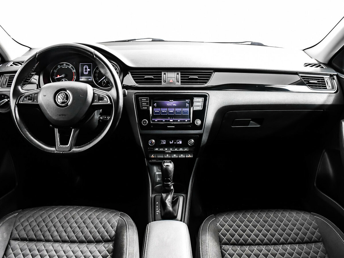 Купить Skoda Rapid с пробегом. Фото: #8