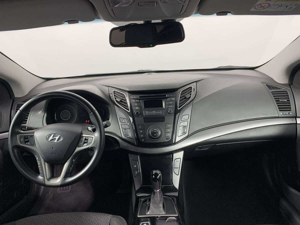 Купить Hyundai i40 с пробегом. Фото: #10