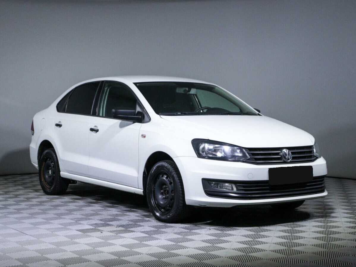 Купить Volkswagen Polo с пробегом. Фото: #2