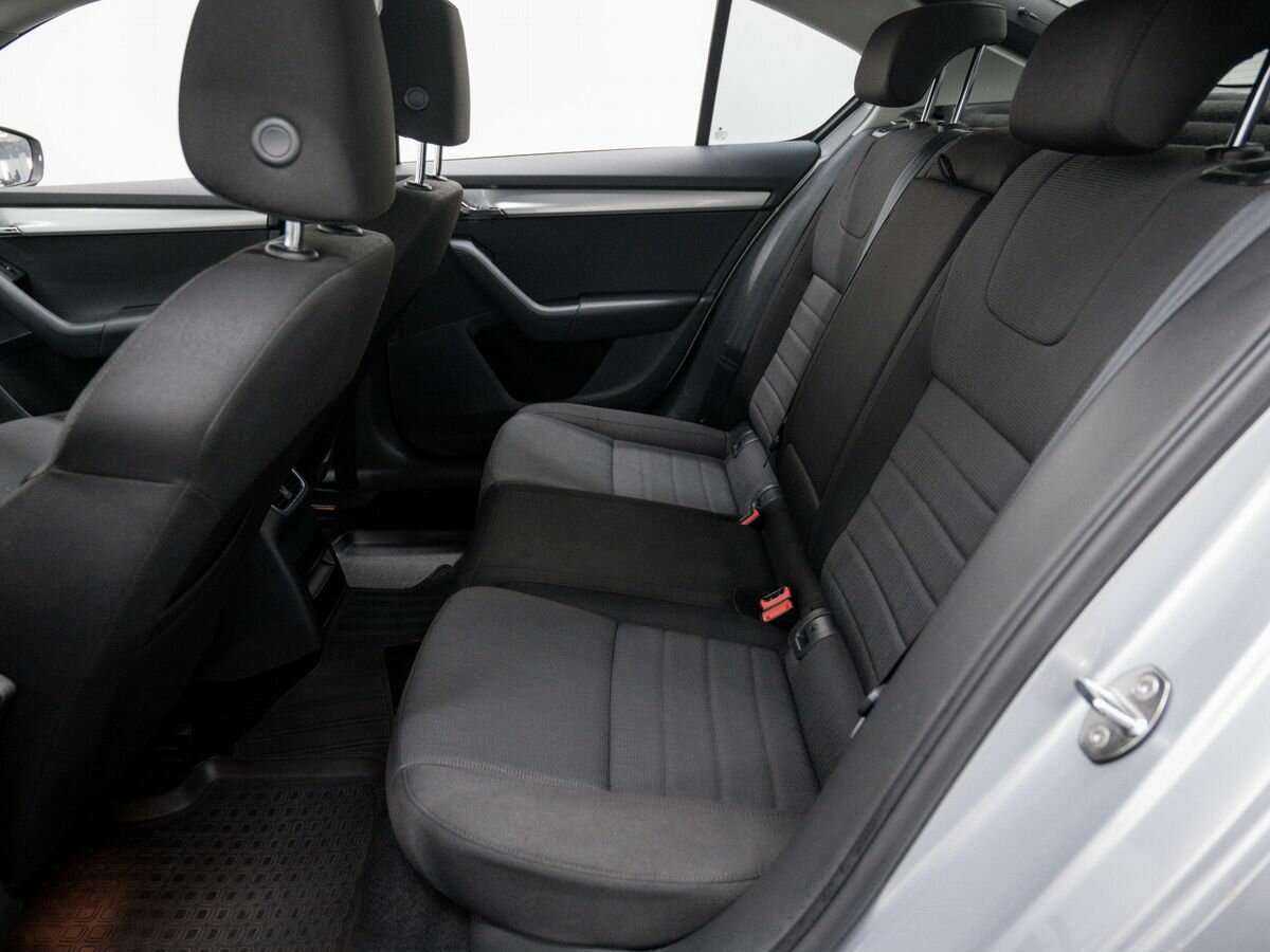 Купить Skoda Octavia с пробегом. Фото: #12
