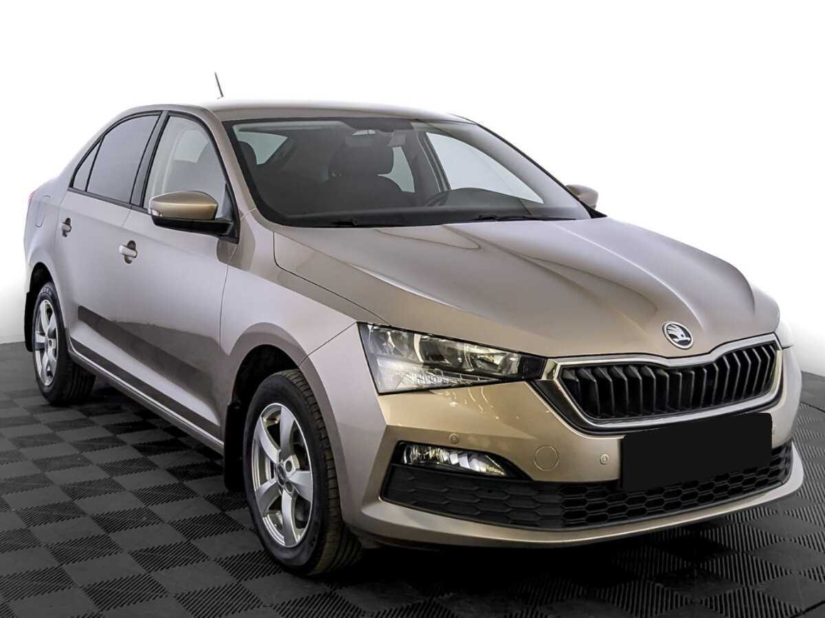 Купить Skoda Rapid с пробегом. Фото: #2