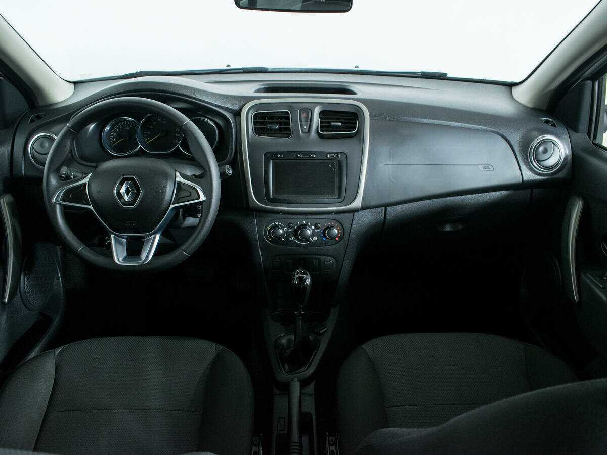 Купить Renault Logan с пробегом. Фото: #9